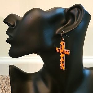 🧡🖤 3/$10 Beautiful animal print earrings 🖤🧡